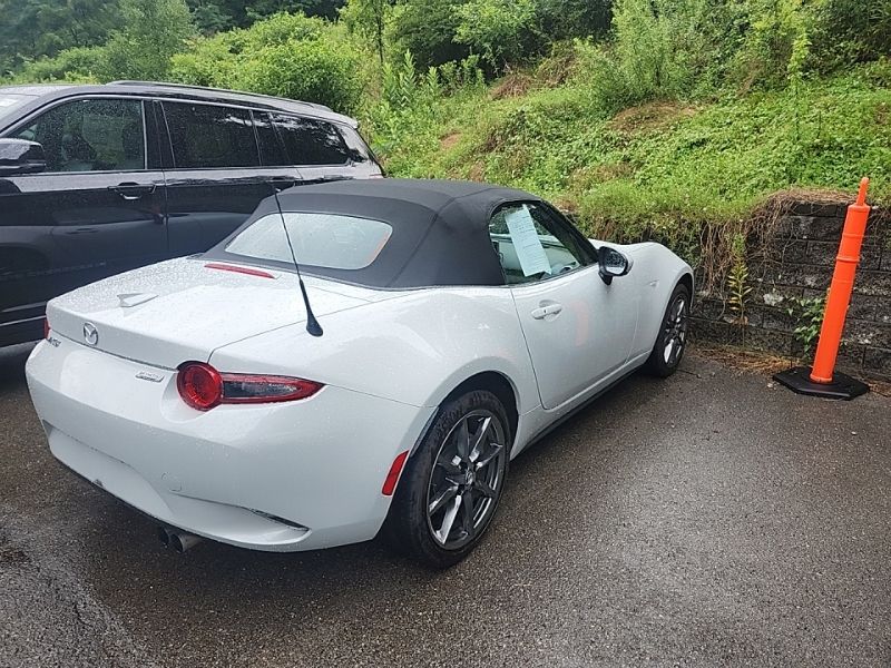 Used 2016 Mazda Miata Convertible