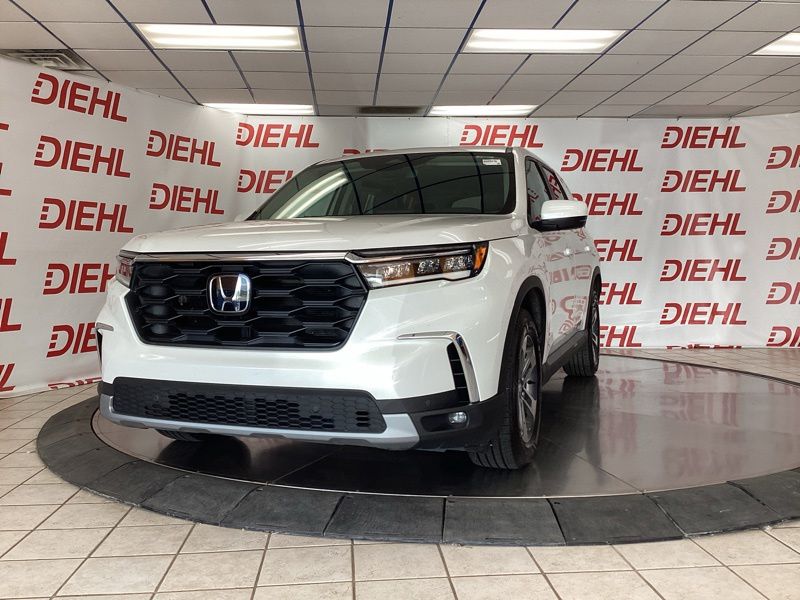 Used 2025 Honda Pilot SUV