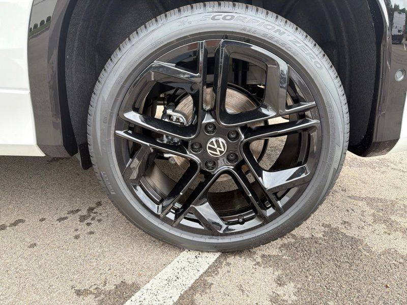 New 2026 Volkswagen Tiguan SUV