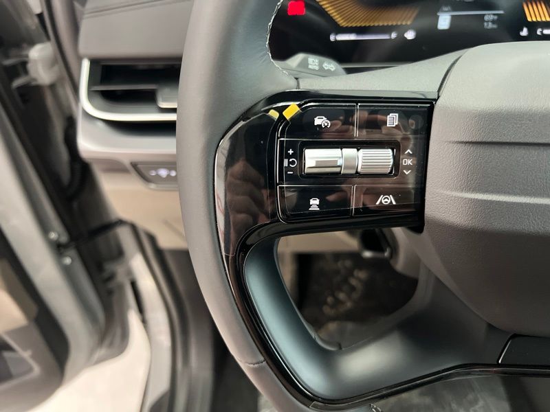 New 2027 Kia Carnival MPV Van