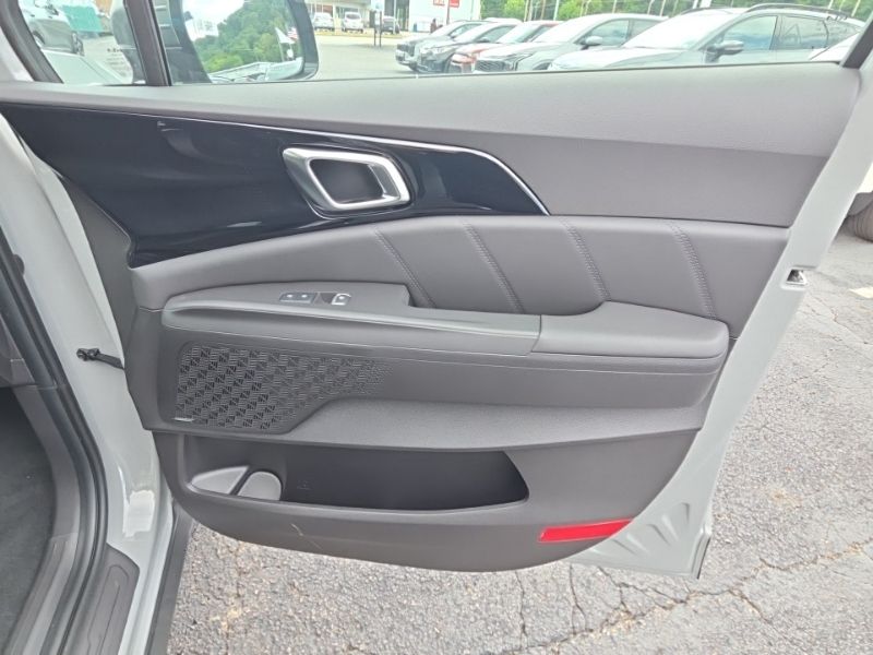 New 2027 Kia Carnival MPV Van
