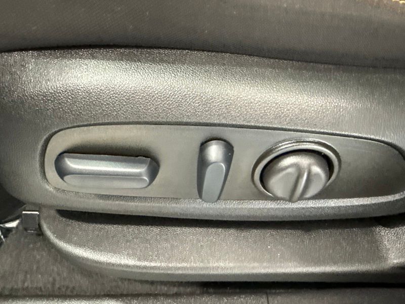 Used 2023 Chevrolet Equinox SUV