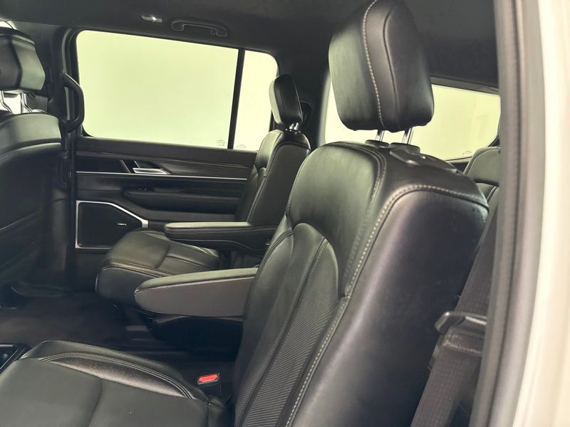 Used 2024 Jeep Wagoneer SUV