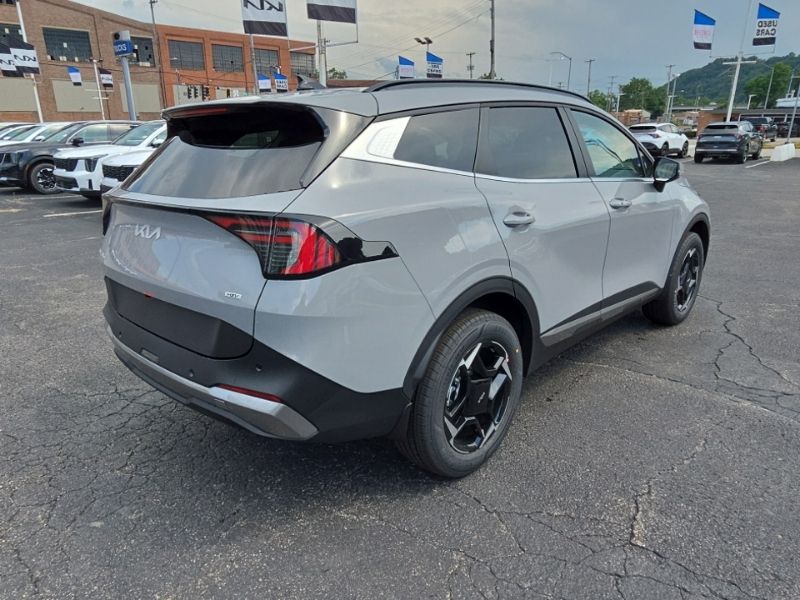 New 2027 Kia Sportage Hybrid SUV