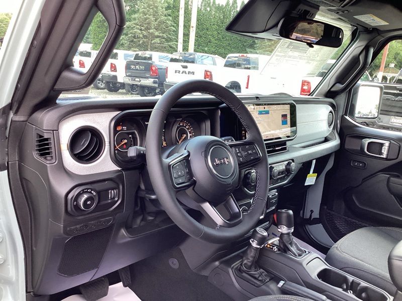 New 2026 Jeep Wrangler SUV
