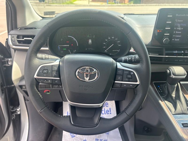 Used 2022 Toyota Sienna Van