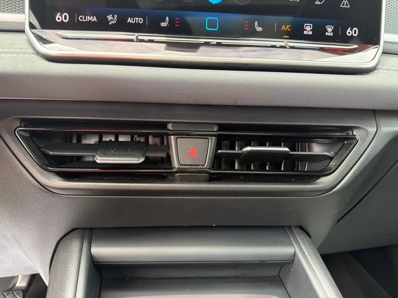 Used 2025 Volkswagen Tiguan SUV