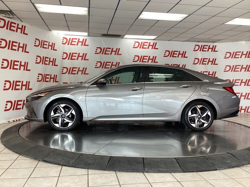 Used 2023 Hyundai Elantra Hybrid Sedan