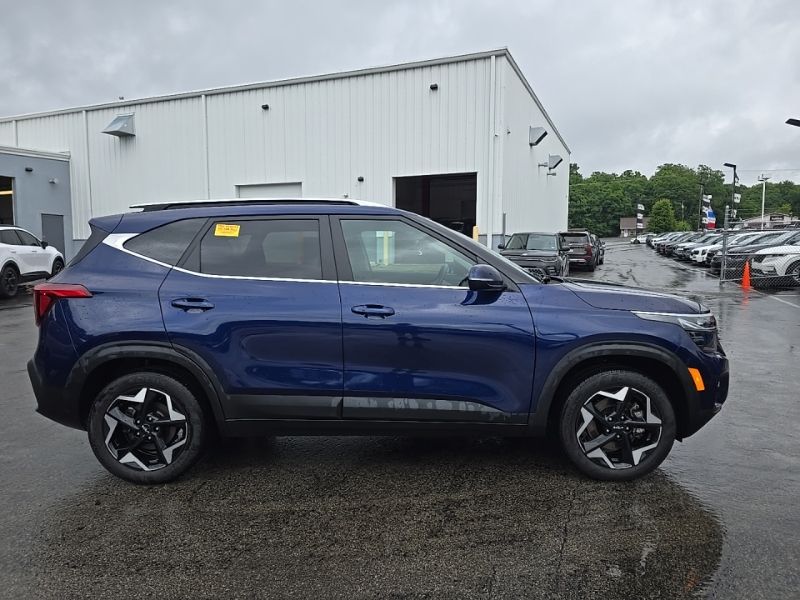 Used 2025 Kia Seltos SUV