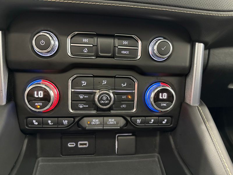 Used 2022 GMC Yukon XL SUV