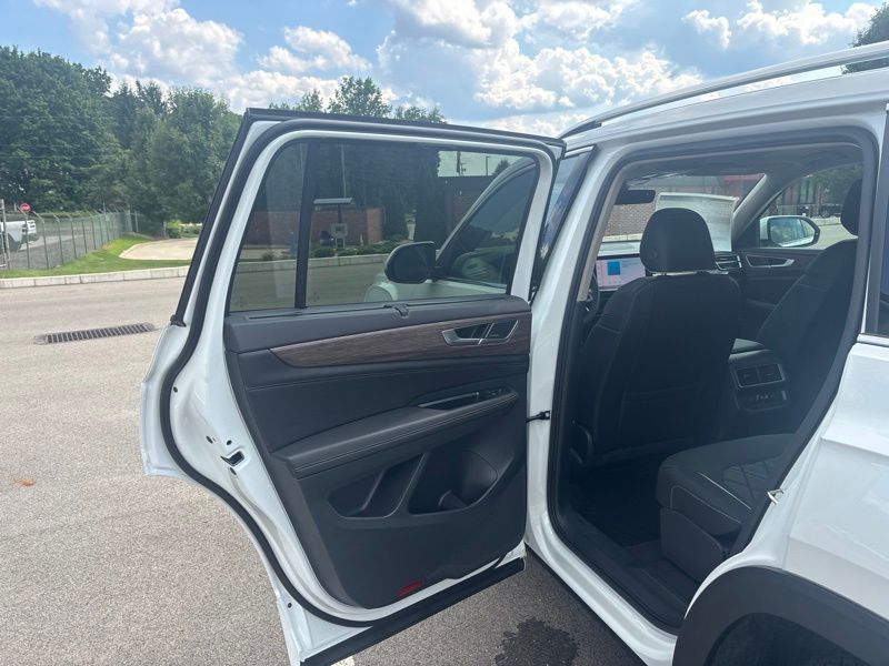 New 2026 Volkswagen Atlas SUV