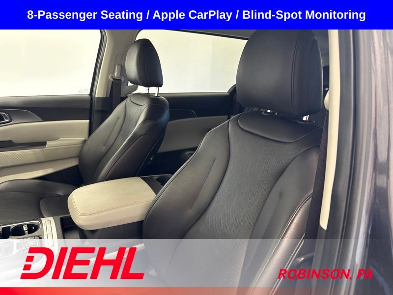 Used 2024 Kia Carnival Van