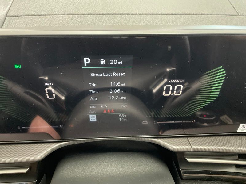 New 2026 Kia Sportage Hybrid SUV