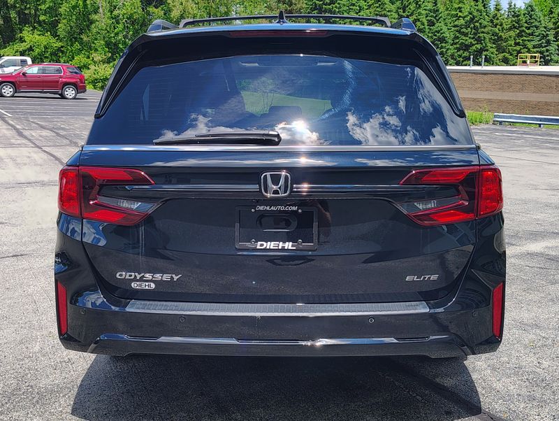 Used 2025 Honda Odyssey Van