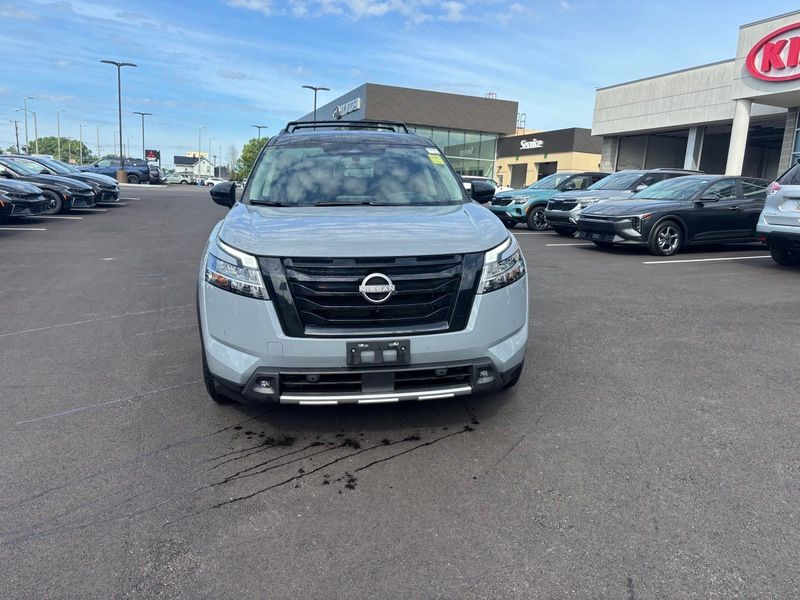 Used 2023 Nissan Pathfinder SUV