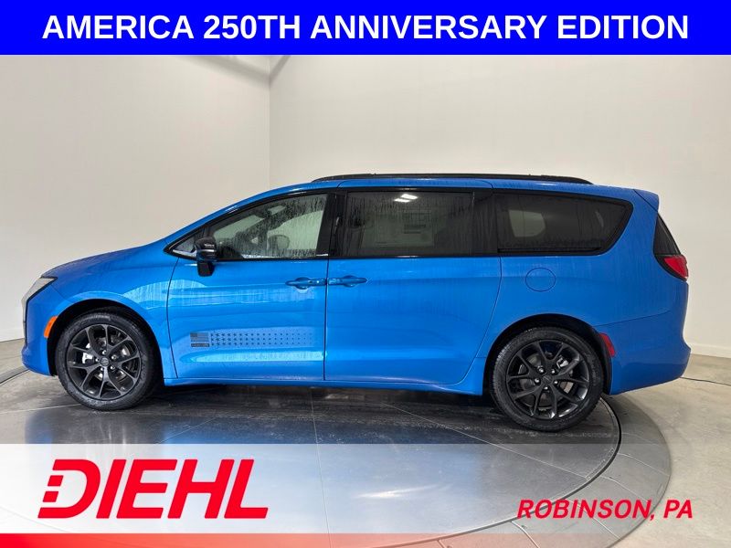 New 2027 Chrysler Pacifica Van