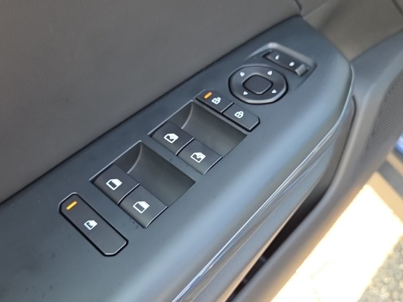 New 2026 Kia K4 Hatchback Hatchback