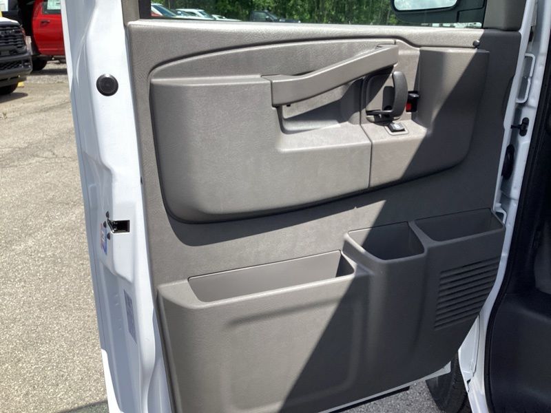 New 2026 Chevrolet Express 3500 Van