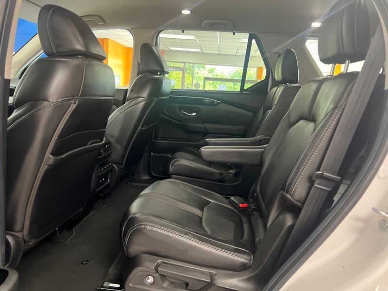 Used 2024 Honda Pilot SUV