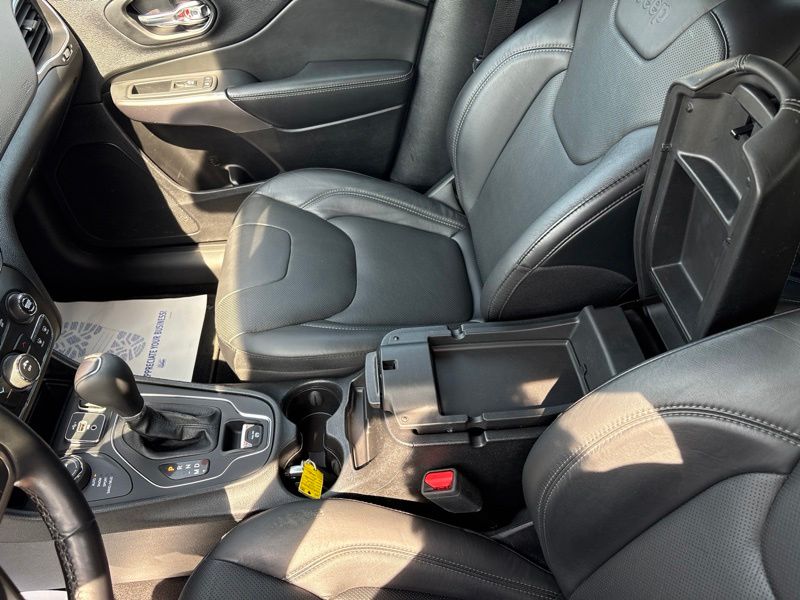 Used 2021 Jeep Cherokee SUV