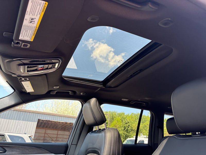 New 2026 Jeep Grand Cherokee SUV