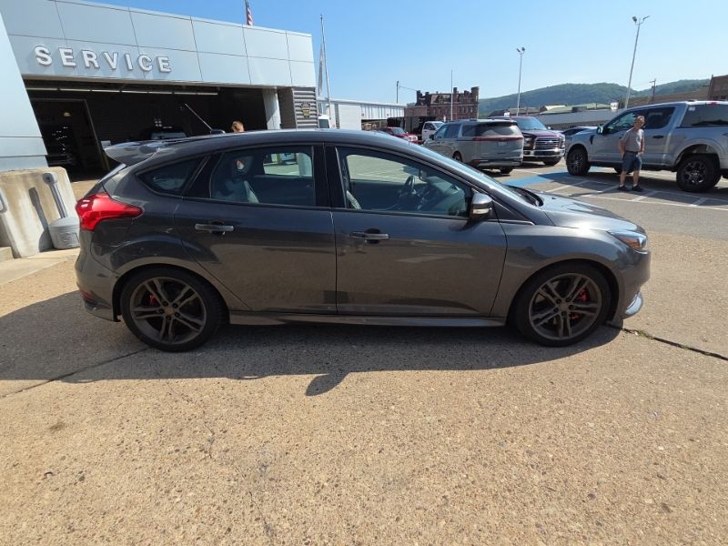 Used 2017 Ford Focus Hatchback