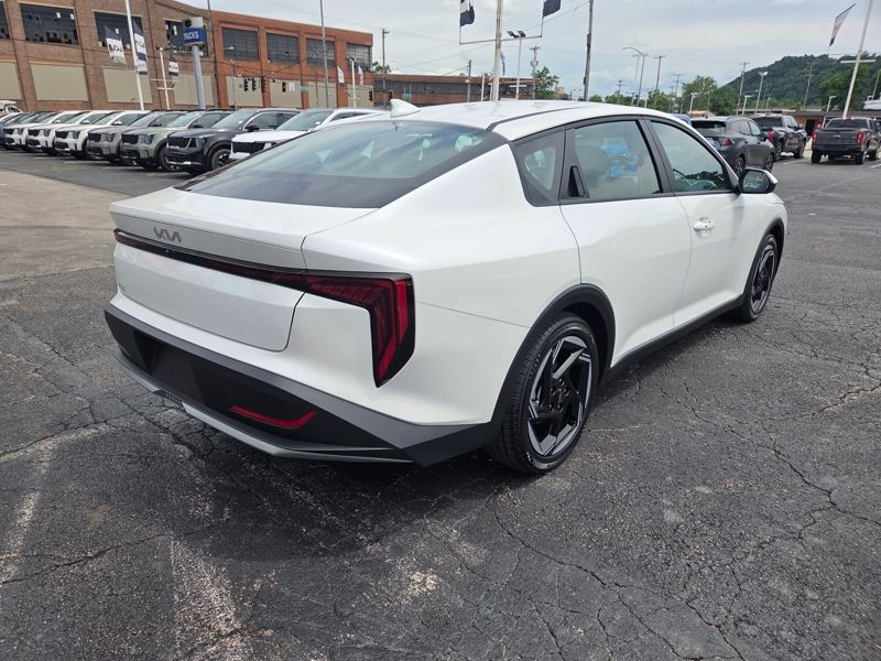 New 2026 Kia K4 Sedan