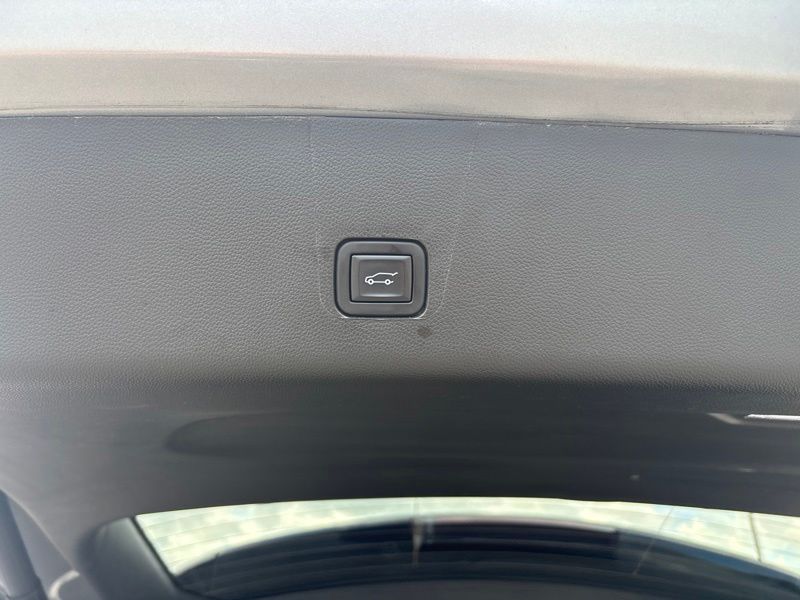 Used 2023 Chevrolet Traverse SUV