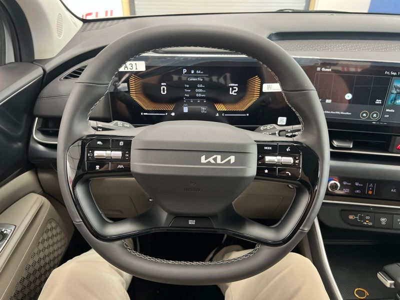 New 2027 Kia Carnival MPV Van