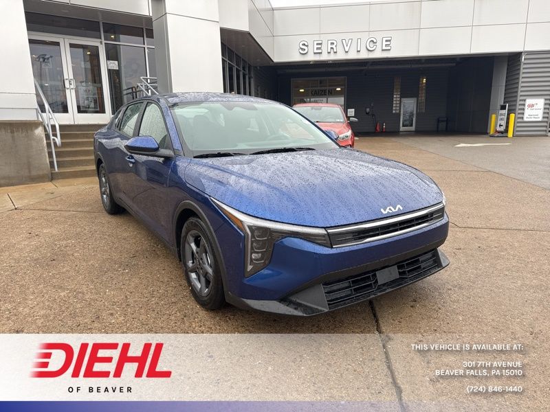 2025 Kia K4 LXS