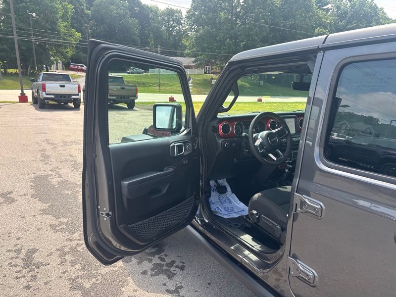 Used 2023 Jeep Gladiator Truck