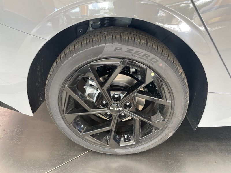 New 2026 Kia K5 Sedan