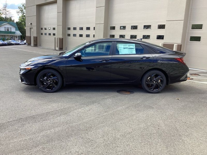 New 2026 Hyundai Elantra Sedan