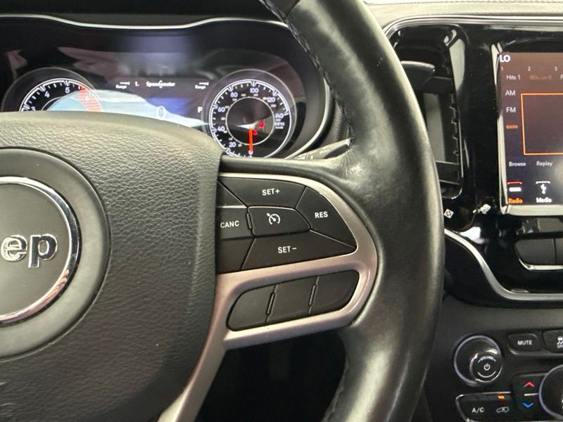 Used 2019 Jeep Cherokee SUV