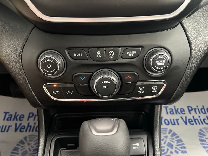 Used 2019 Jeep Cherokee SUV