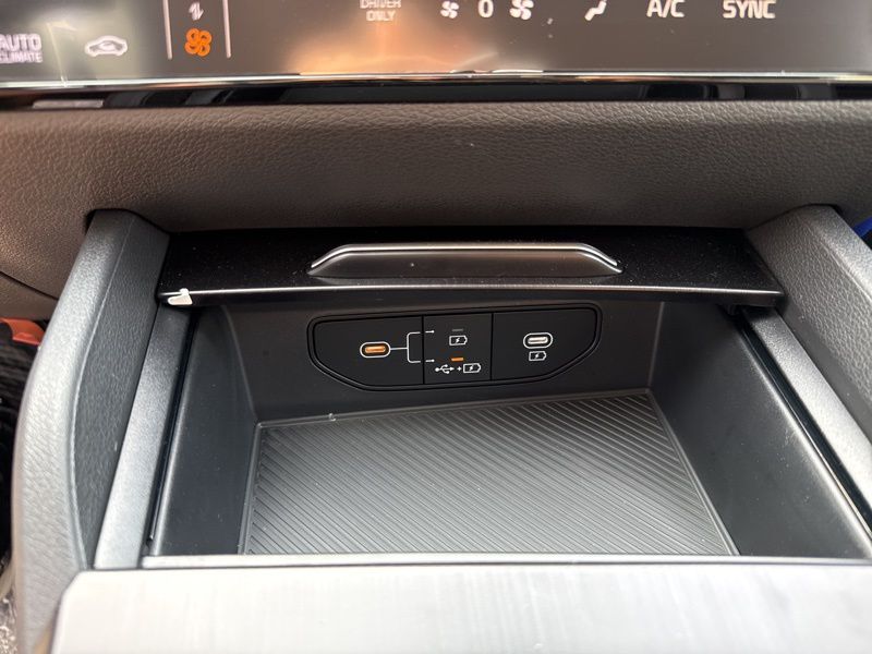 New 2026 Kia Sportage Hybrid SUV