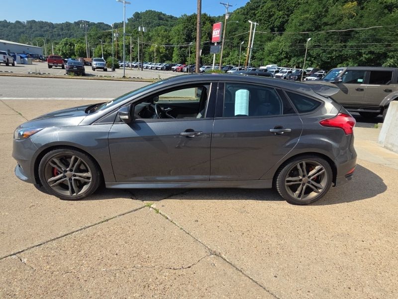 Used 2017 Ford Focus Hatchback