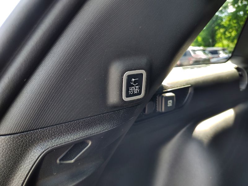 Used 2025 Jeep Grand Cherokee SUV