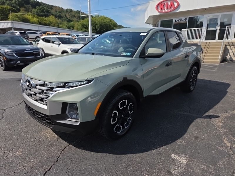 Used 2024 Hyundai Santa Cruz Truck