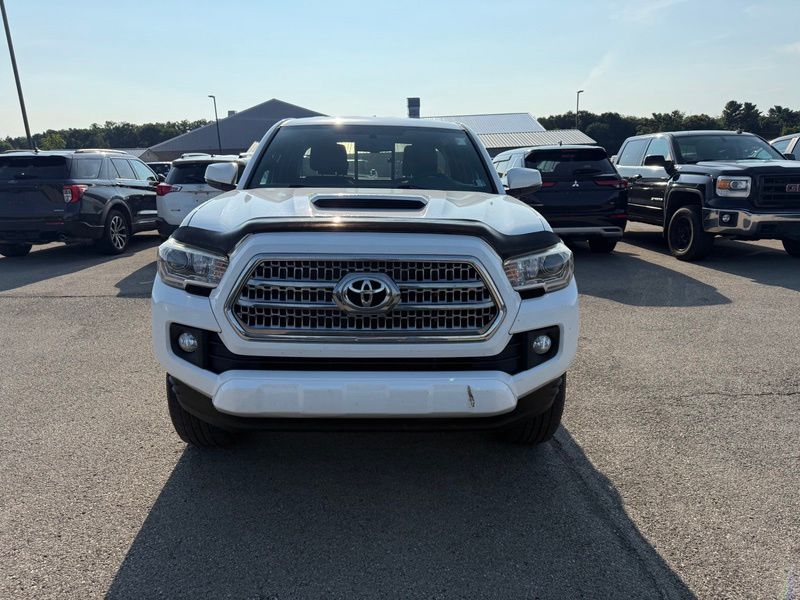 Used 2016 Toyota Tacoma Truck