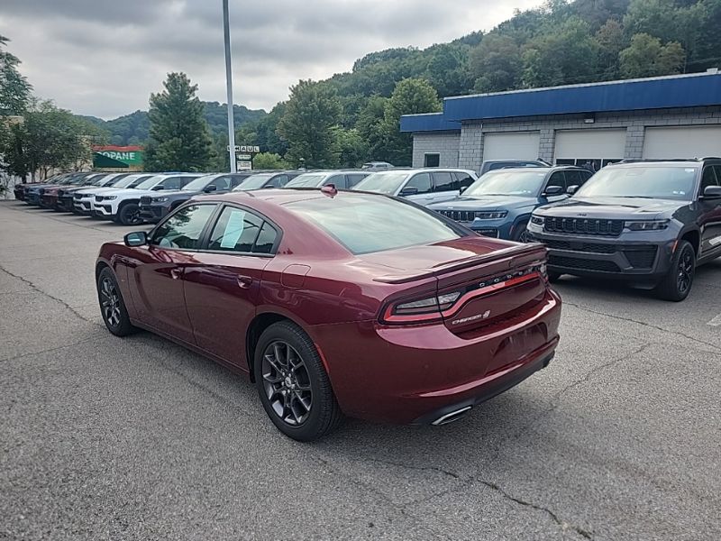 Used 2018 Dodge Charger Sedan