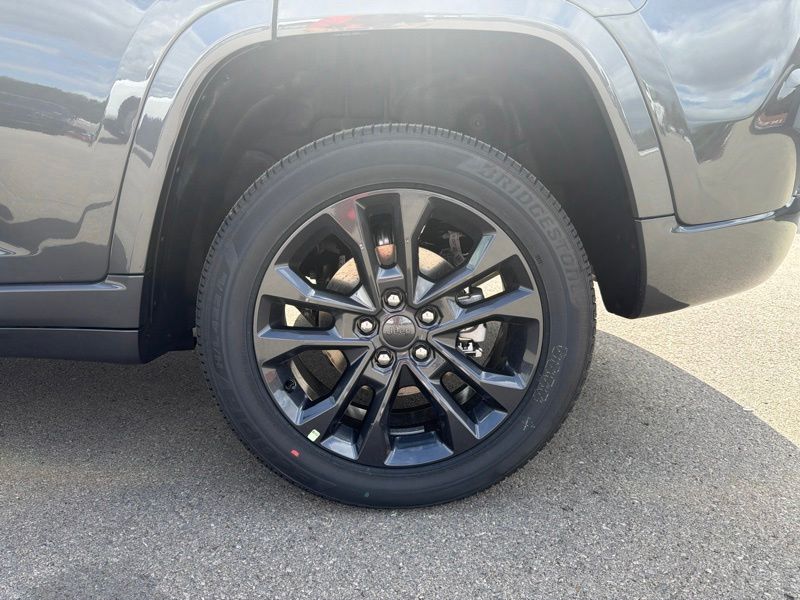 New 2026 Jeep Grand Cherokee SUV