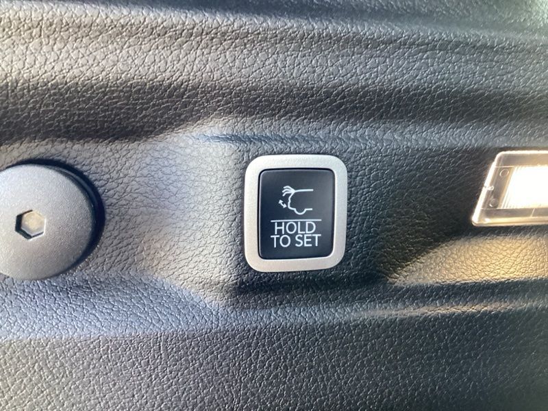 2025 Jeep Grand Cherokee L Laredo - Photo 16