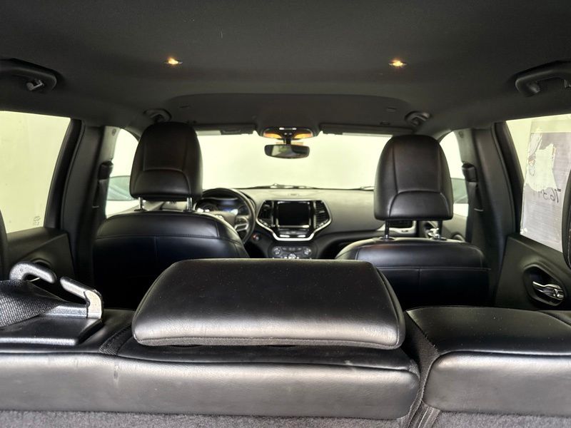 Used 2019 Jeep Cherokee SUV