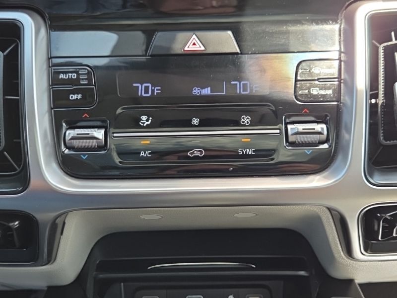 Used 2023 Kia Sorento SUV