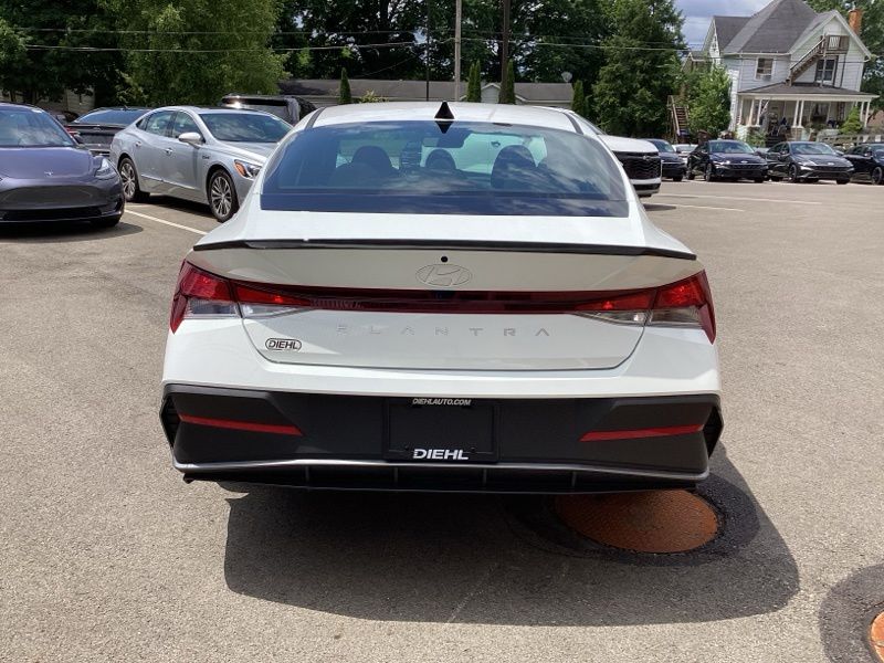 New 2026 Hyundai Elantra Sedan