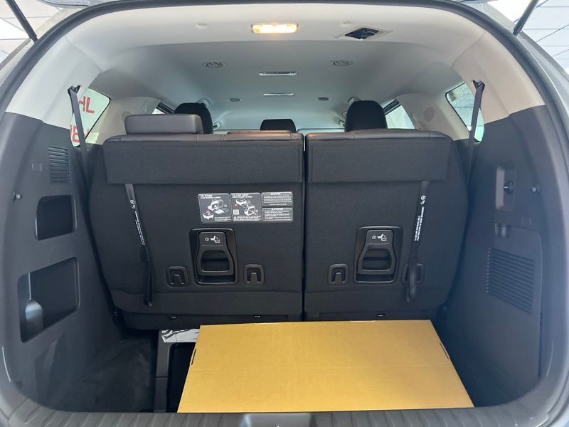 New 2027 Kia Carnival MPV Van