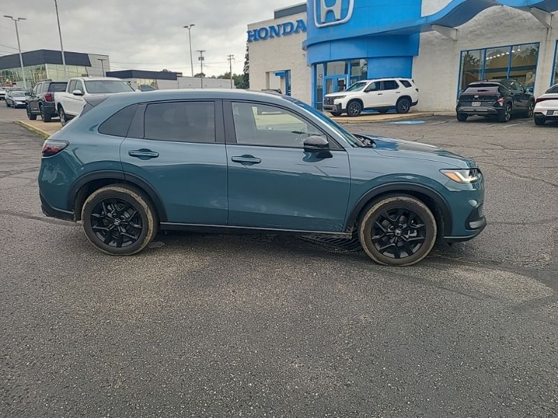 Used 2025 Honda HR-V SUV