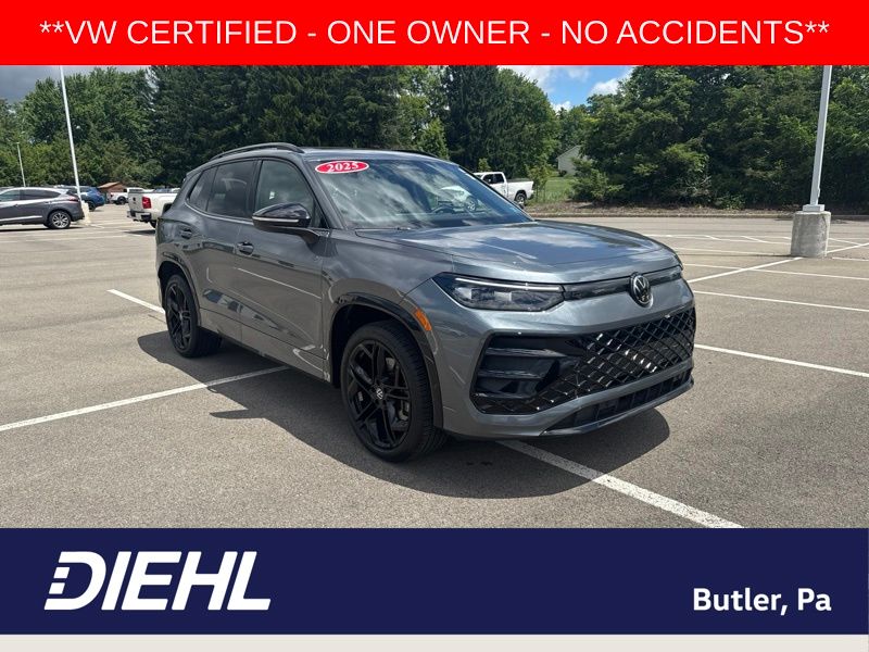 Platinum Gray Metallic 2025 Volkswagen Tiguan SUV / Crossover All-Wheel Drive 8-Speed Automatic