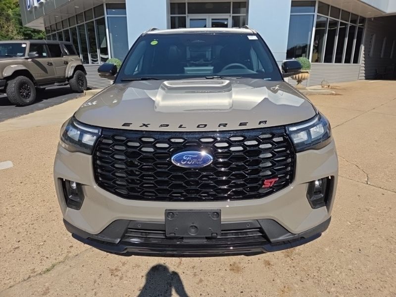 New 2026 Ford Explorer SUV